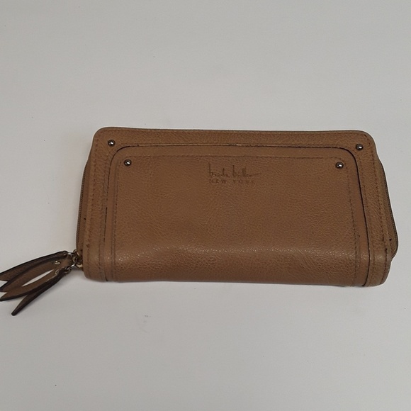NICOLE Miller New York Tan Double Zipper Wallet - Picture 1 of 5